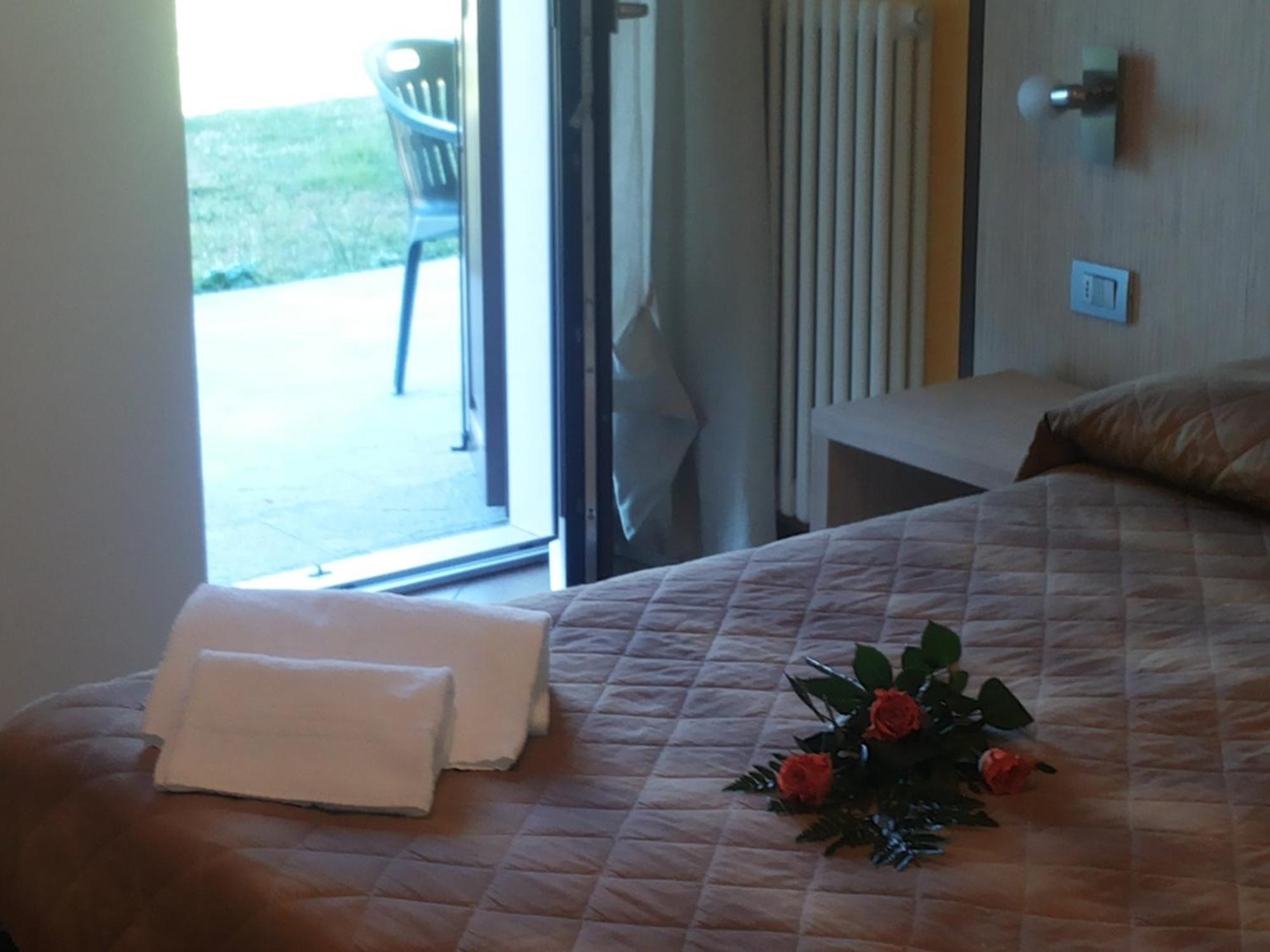 Agritur Arcosole B&B Camping Pokój zdjęcie